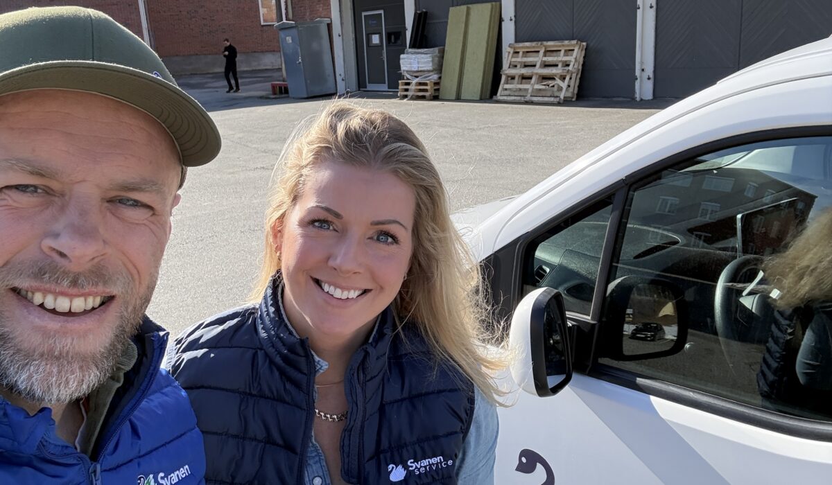Betina Elton Myhre, Lars Elton Myhre, Svanen Service 10år, renholdsbedrift 10 år.